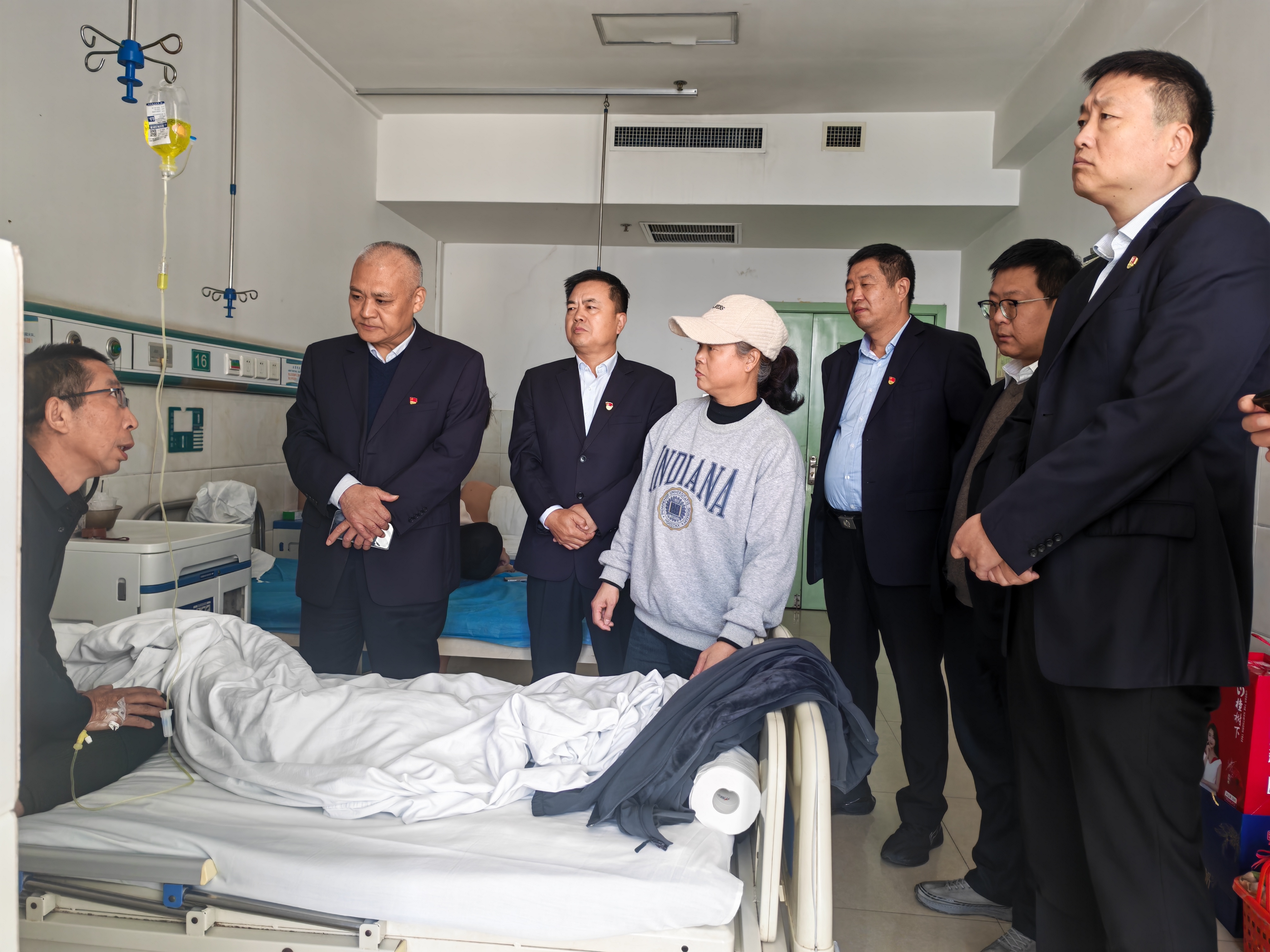 心系一線暖人心 —— 公司領導赴...